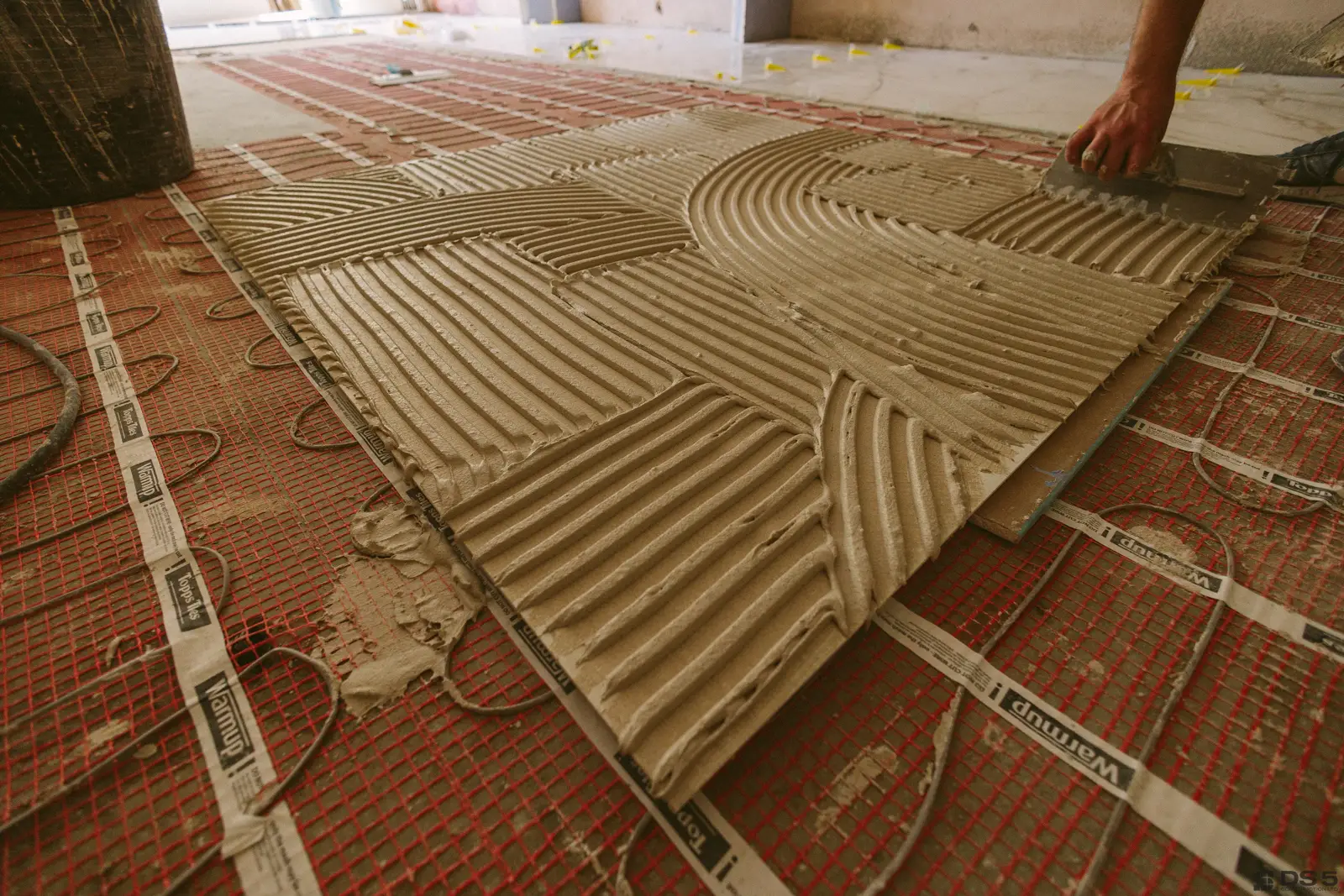 Heated floor and tiling build-up