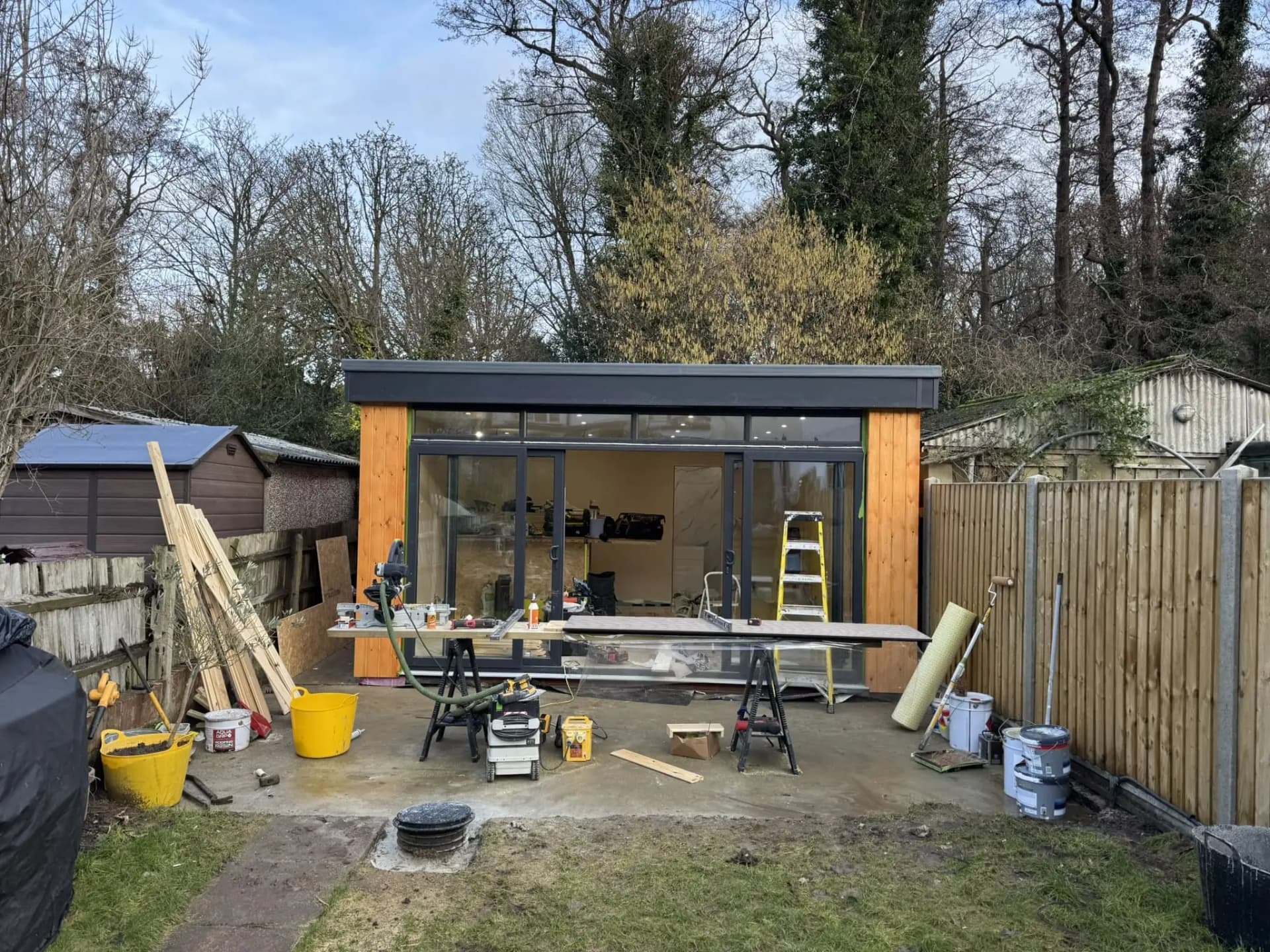 Internal finishes, glazing & completion