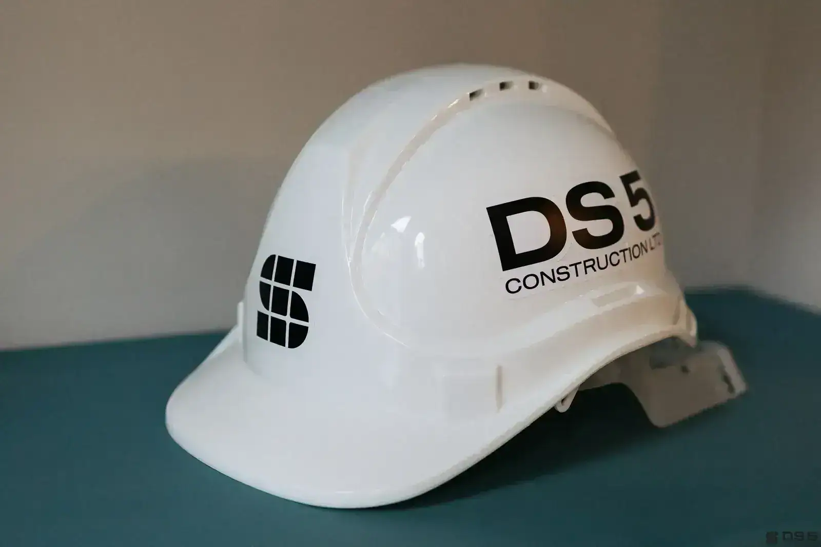 DS5 Construction services